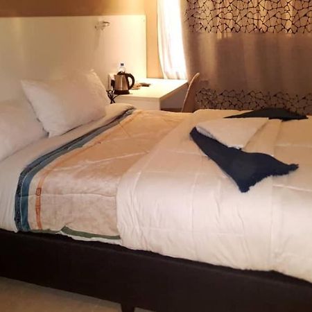 Legends Executive Lodge Choma Ngoại thất bức ảnh